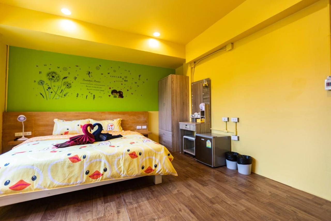 Firefly Phuket Hotel Patong Exterior photo